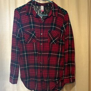 No Boundaries Red and Black Plaid Button Down Shirt